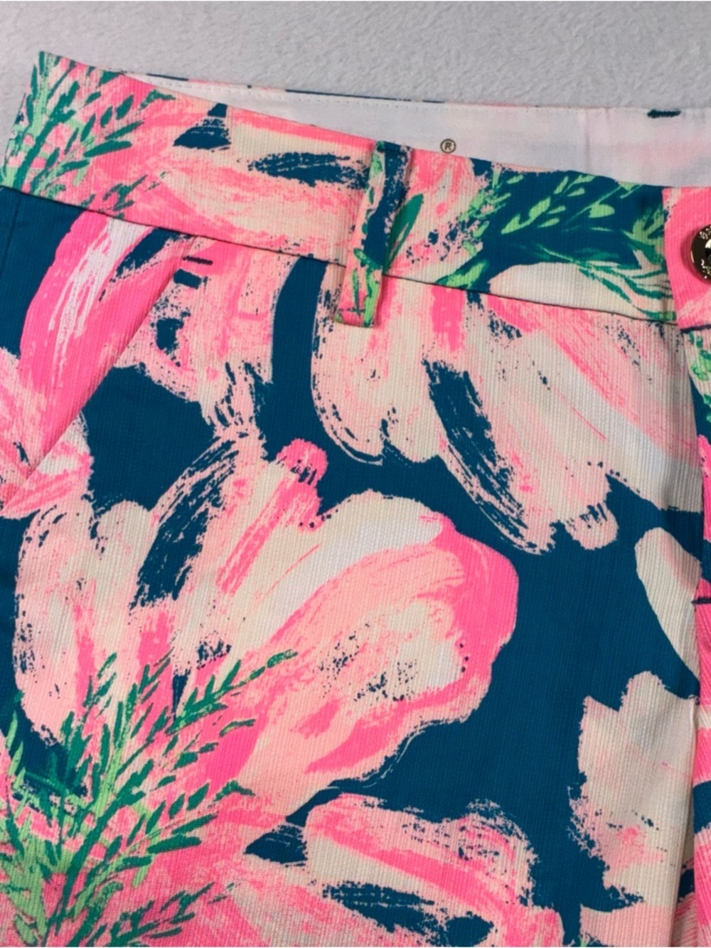Lilly Pulitzer “The Callahan Short” Size 2, 5” Cotton Teal Pink NWOT Preppy - Picture 3 of 7
